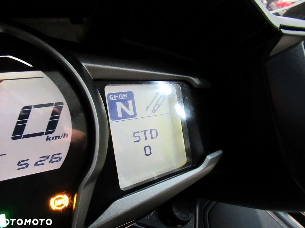 Yamaha FJR - 9