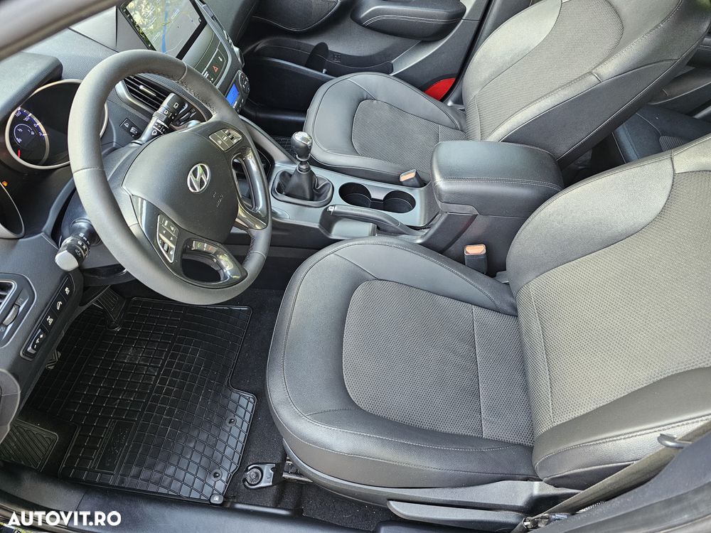 Hyundai ix35 2.0 CRDI 4WD Style - 10