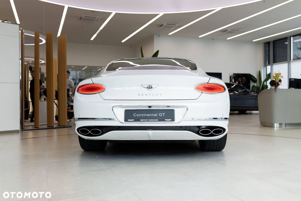 Bentley Continental GT - 22