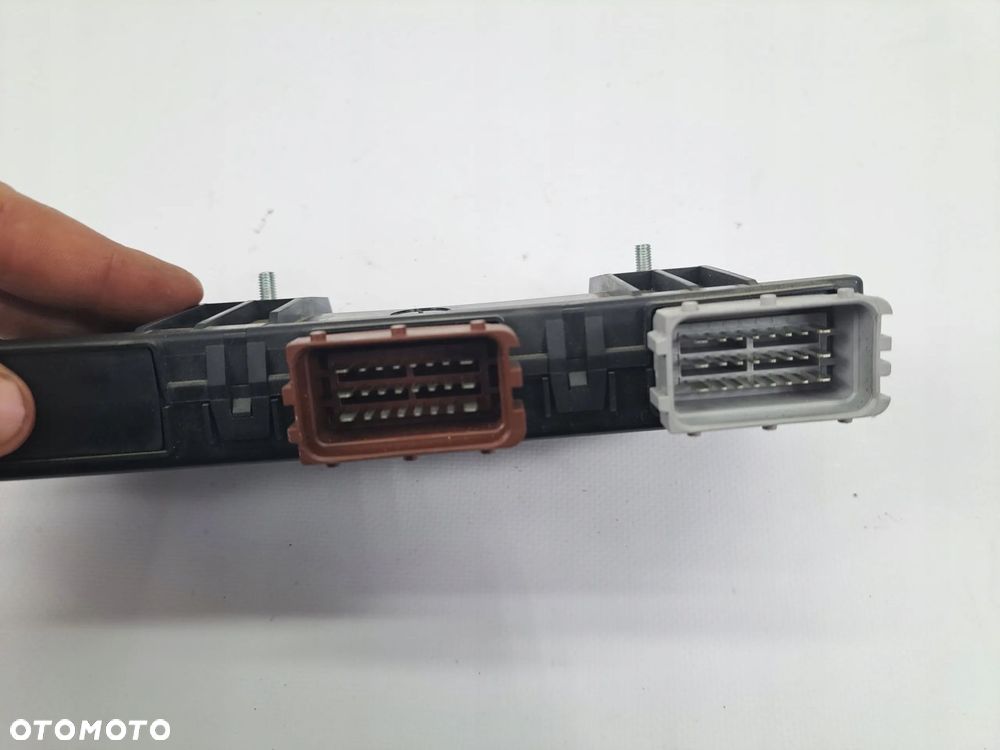 TESLA MODEL S MODUŁ STEROWNIKA FOTELA 1011838-00-H - 4