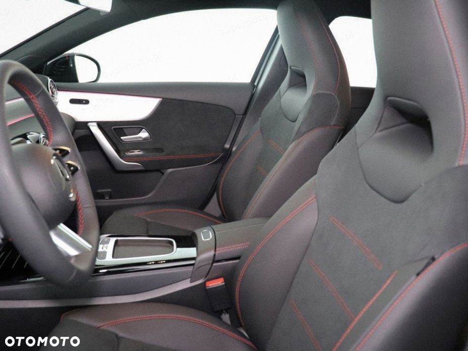 Mercedes-Benz Klasa A 200 AMG Line 7G-DCT - 9