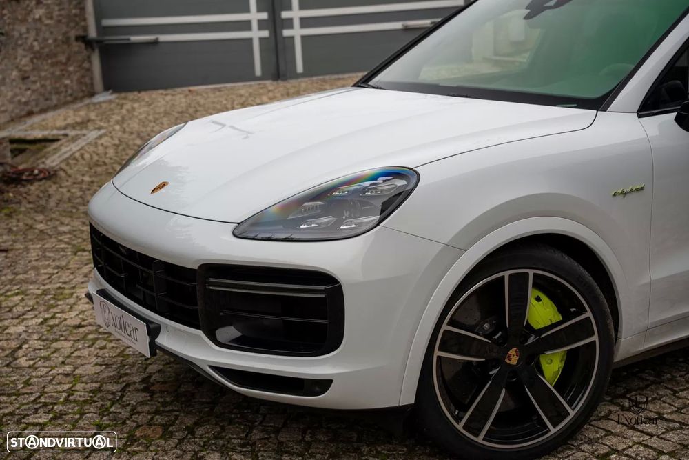 Porsche Cayenne Coupé Turbo S E-Hybrid - 8