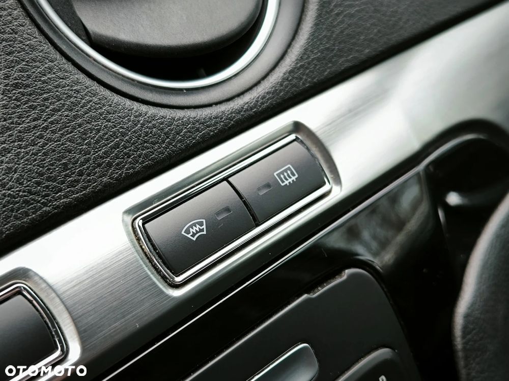 Ford Galaxy 2.0 TDCi Titanium - 17