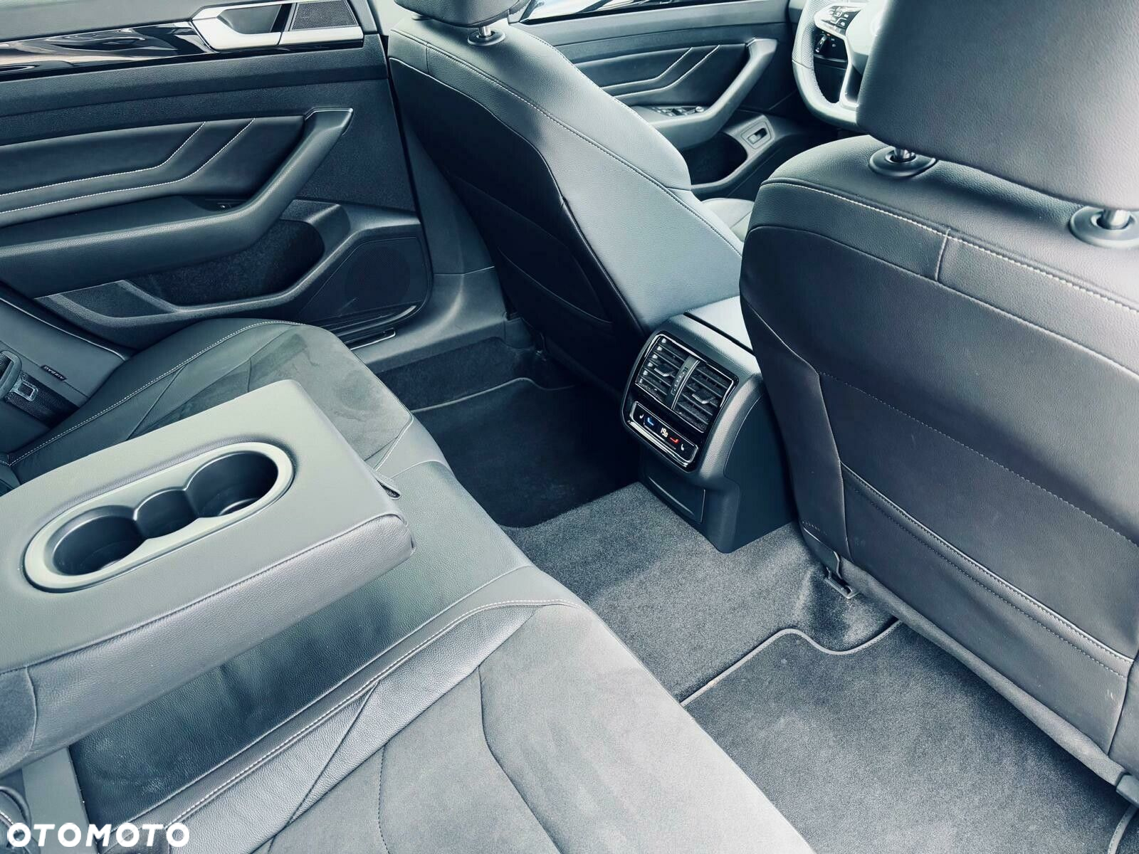 Volkswagen Arteon 2.0 TDI Elegance DSG - 20