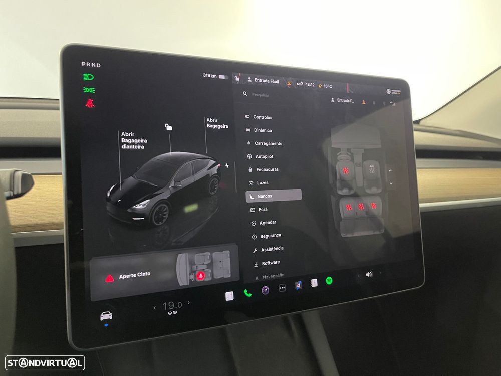 Tesla Model Y Long Range Dual Motor AWD - 30