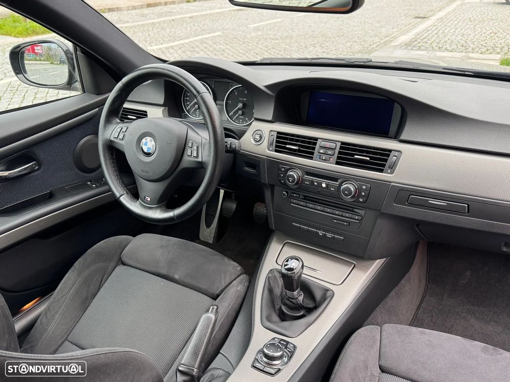 BMW 320 d xDrive Coupe Edição M - 9