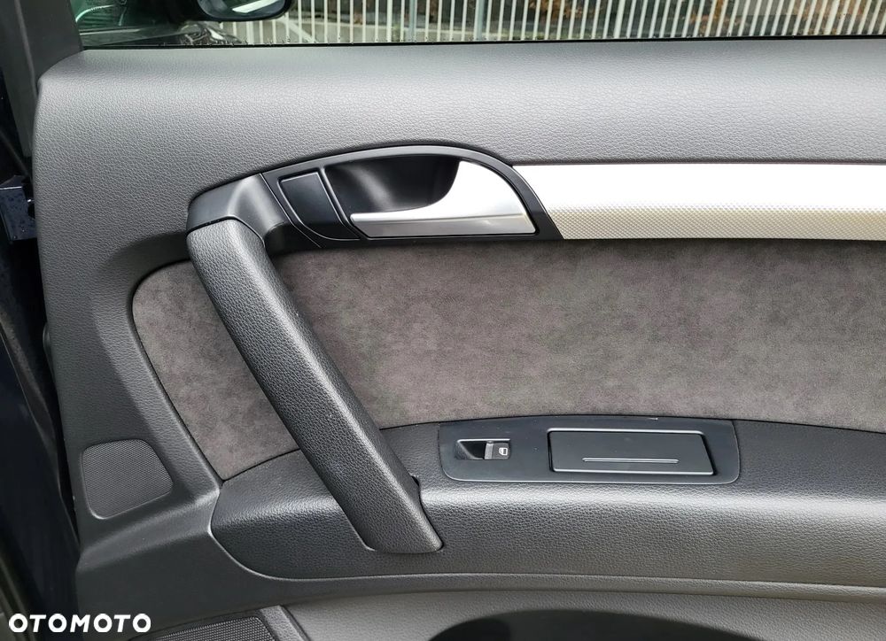 Audi Q7 3.0 TDI DPF Quattro Tiptronic - 28