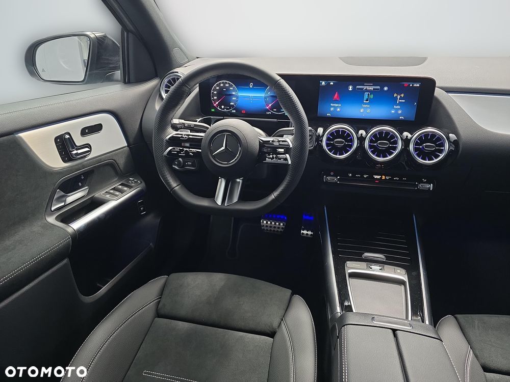 Mercedes-Benz GLA 200 mHEV AMG Line 7G-DCT - 14