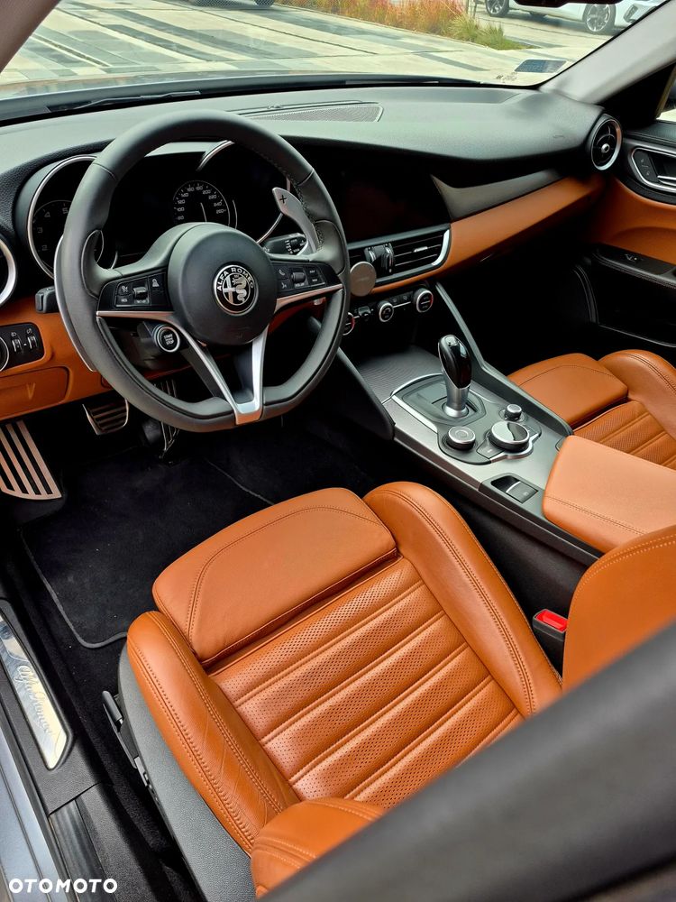 Alfa Romeo Giulia 2.0 Turbo Veloce Q4 - 7