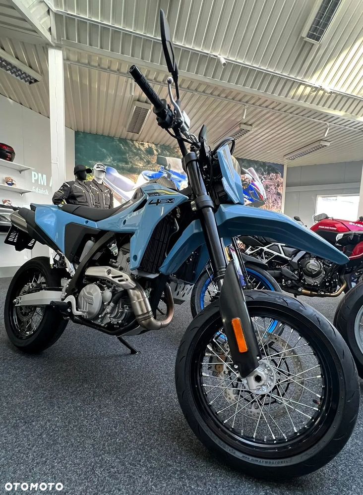 Suzuki DR-Z - 21