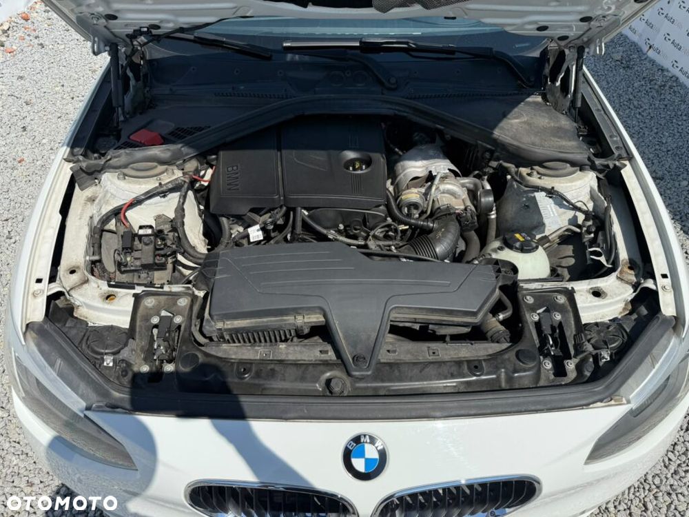 BMW Seria 1 114i - 22