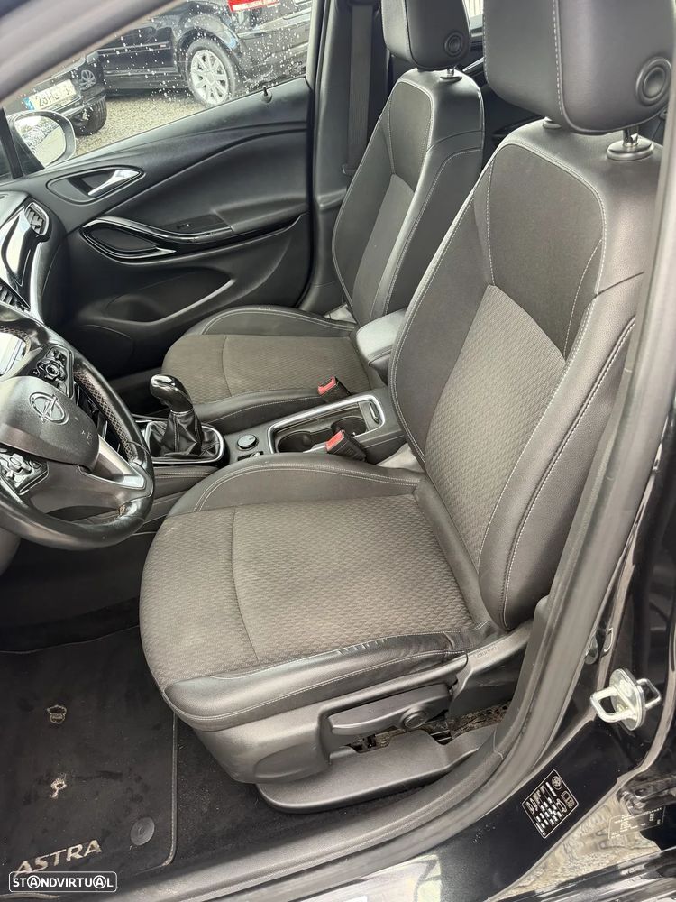 Opel Astra 1.6 CDTI Dynamic S/S - 10