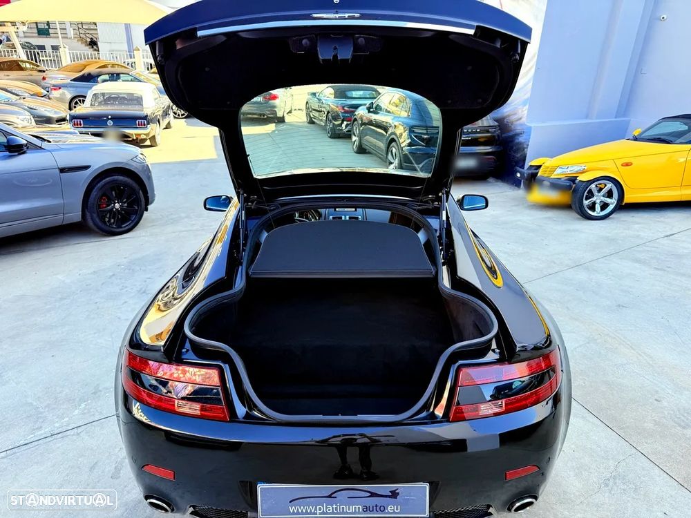 Aston Martin Vantage Coupe V8 Sportshift - 29