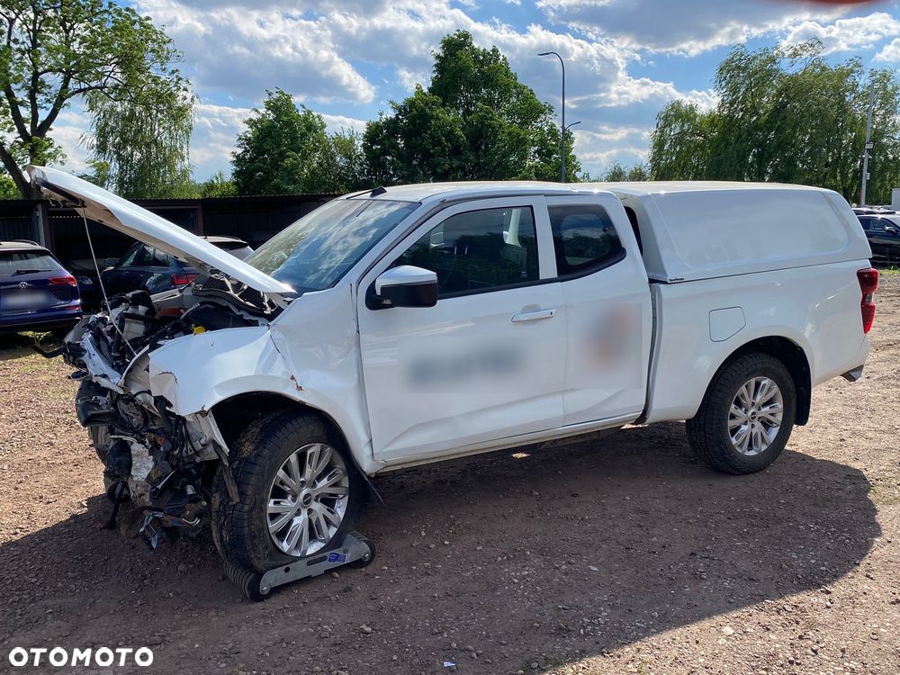 Isuzu D-Max 1.9 DC L - 15