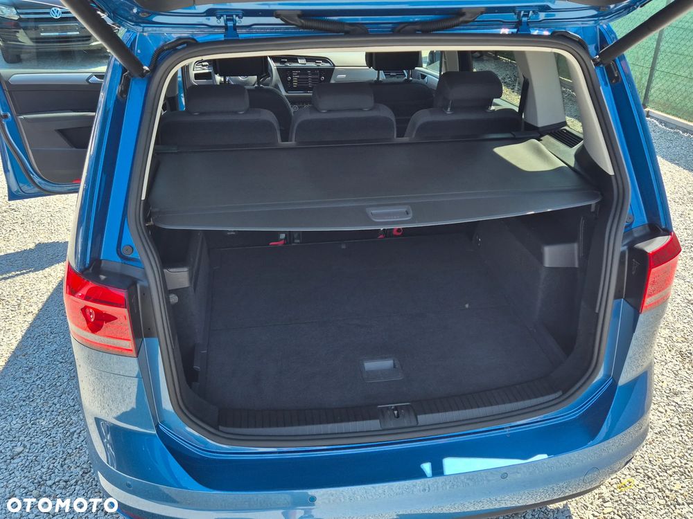 Volkswagen Touran 2.0 TDI SCR Comfortline - 41