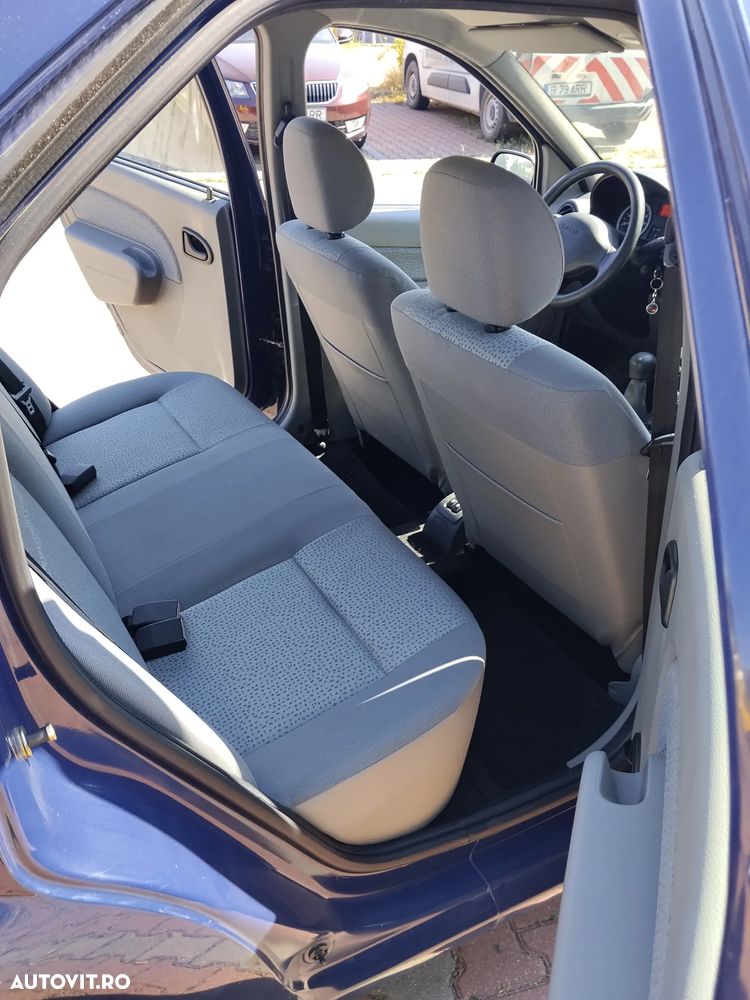 Dacia Logan 1.4 MPI Laureate - 8