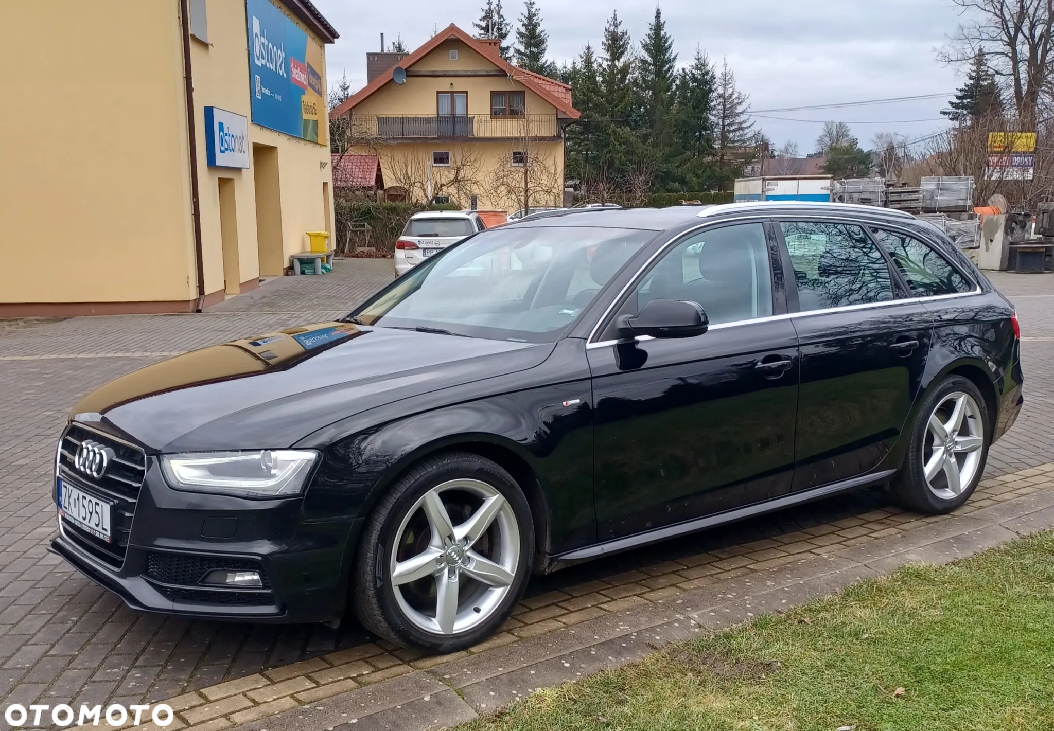 Audi A4 Avant 2.0 TDI DPF clean diesel quattro S line Sportpaket - 3