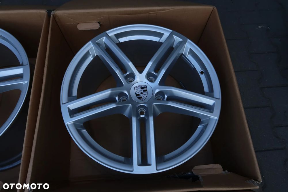 Felgi Porsche Panamera 976 Najnowszy model Oryginalne felgi 19'' - 4