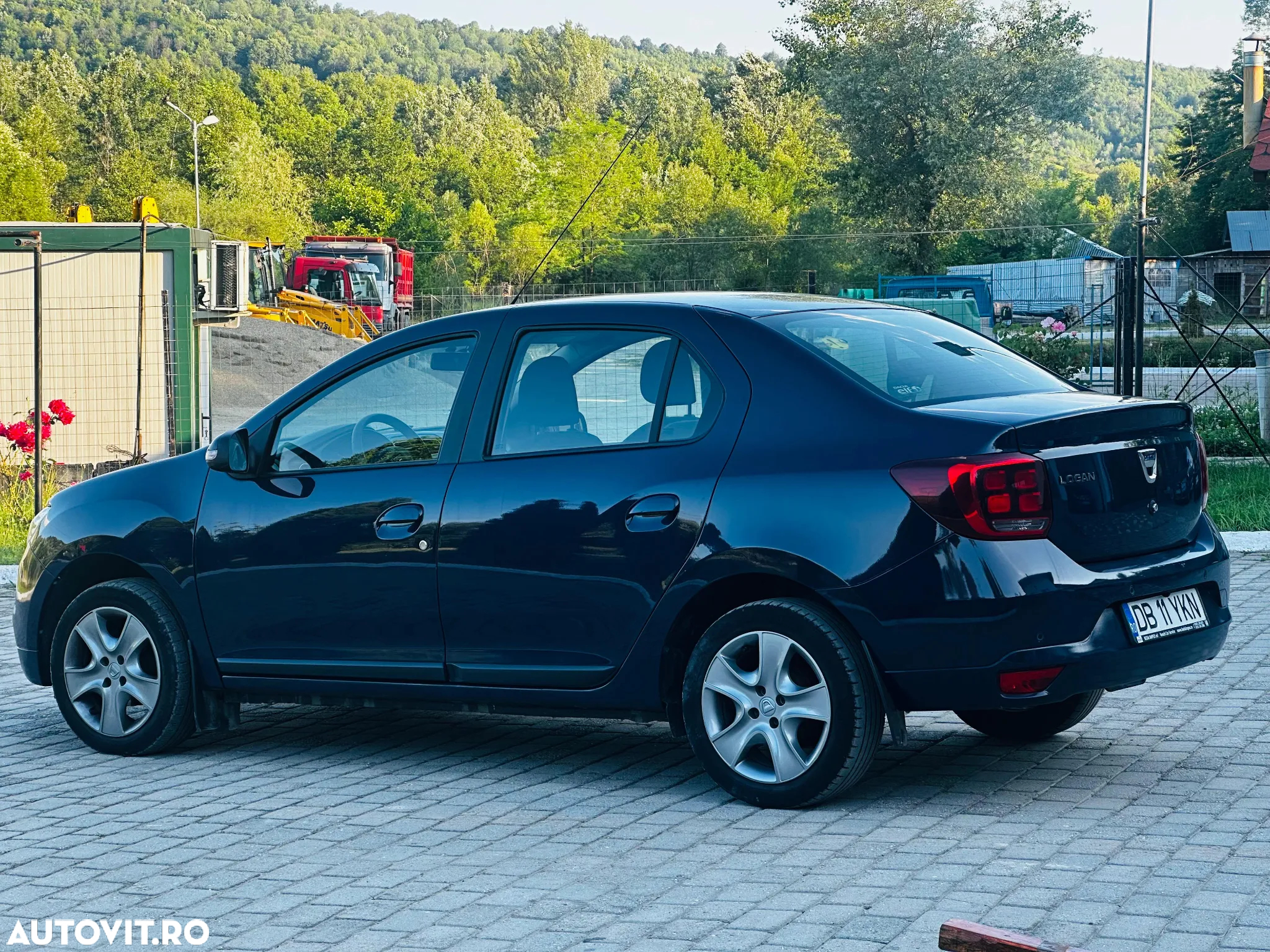 Dacia Logan 0.9 TCe SL Prestige PLUS - 3