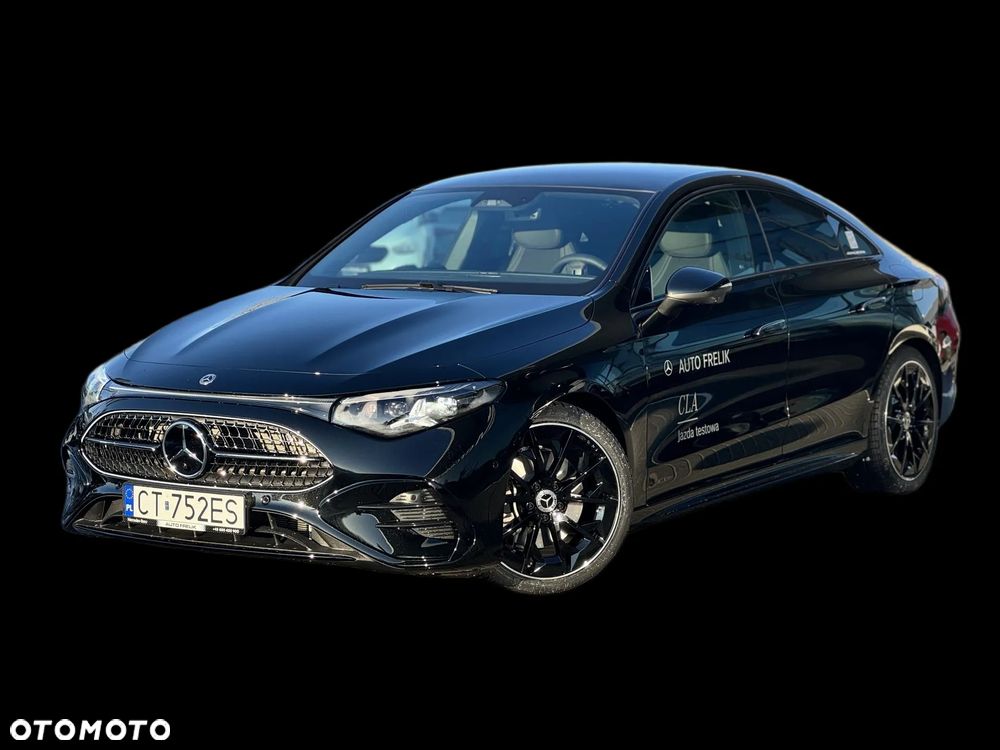 Mercedes-Benz CLA 220 4Matic - 2