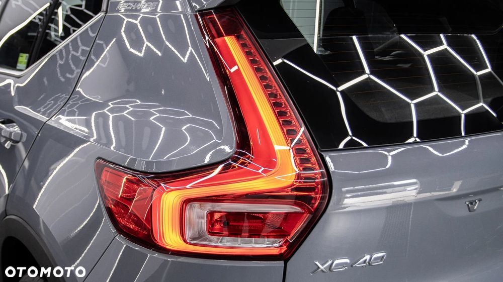 Volvo XC 40 T5 Plug-In Hybrid Core - 13