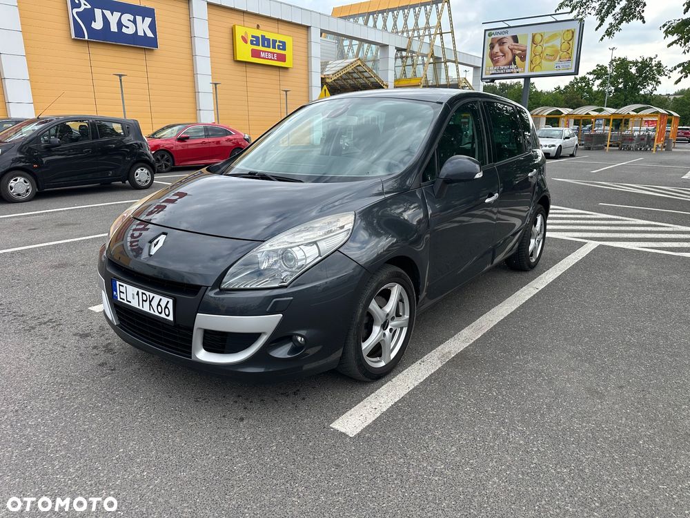 Renault Scenic 2.0 dCi Privilege - 9