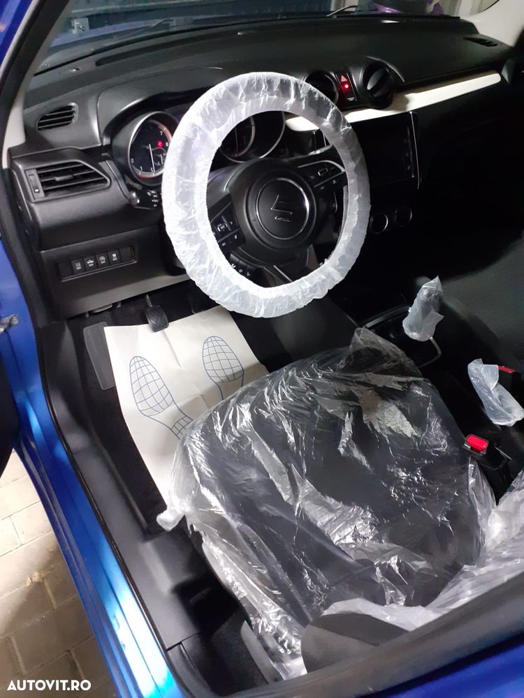 Suzuki Swift 1.0 BOOSTERJET Passion - 1