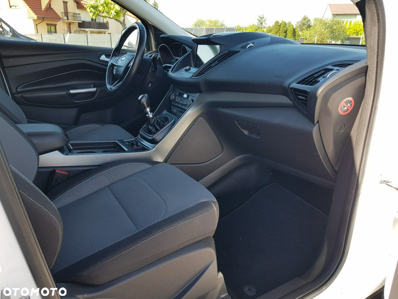 Ford Kuga 2.0 TDCi 2x4 Business Edition - 16