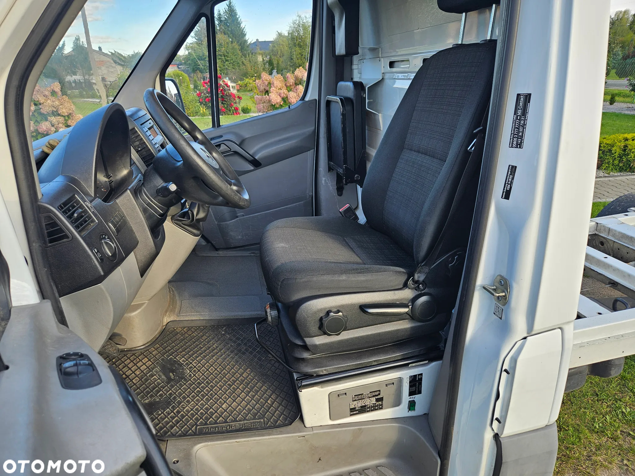 Mercedes-Benz Sprinter - 8