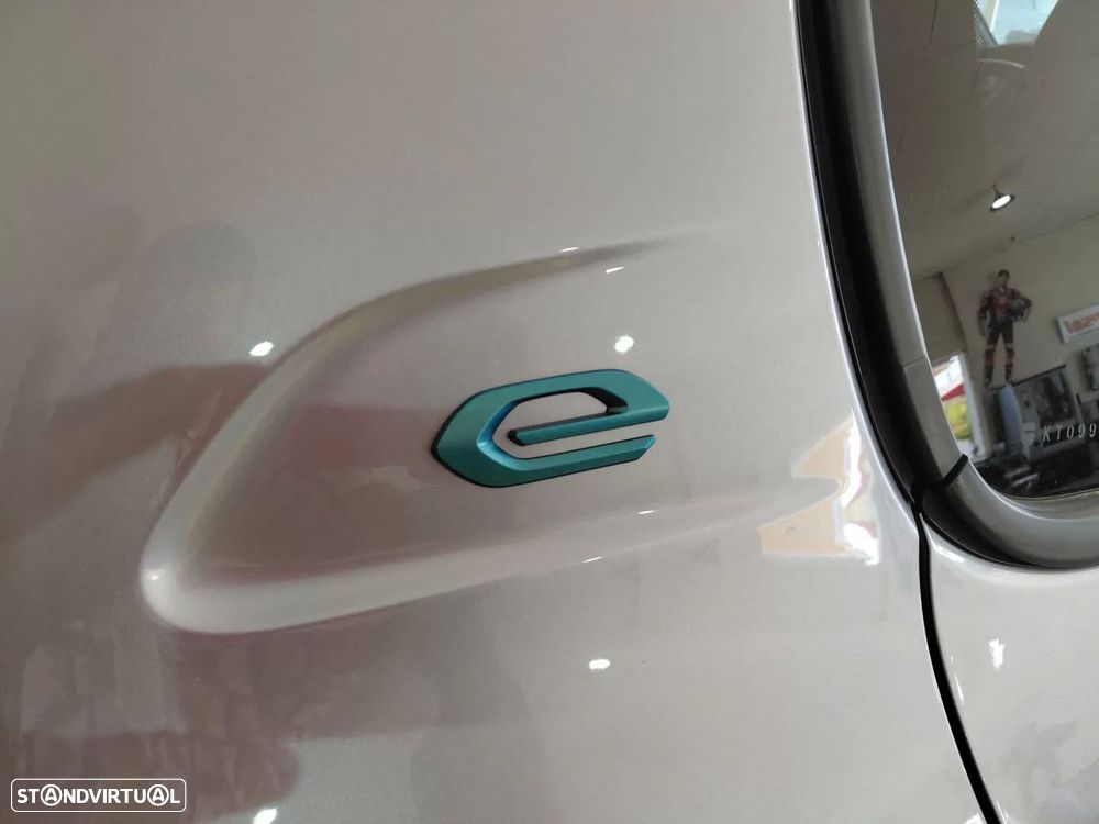 Peugeot e-208 50 kWh GT Line - 8