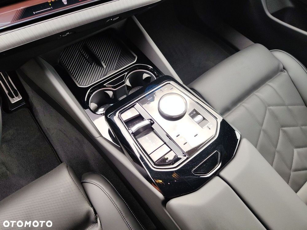 BMW Seria 5 - 17