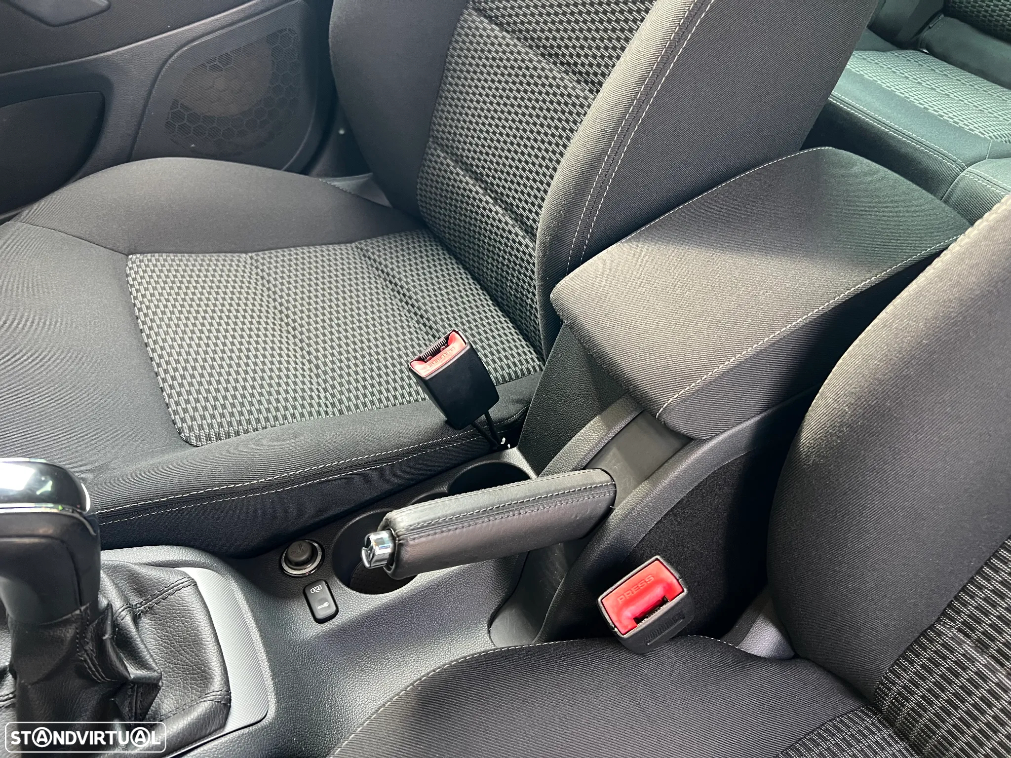 Skoda Octavia Break 1.6 TDi Sportline Pack - 32