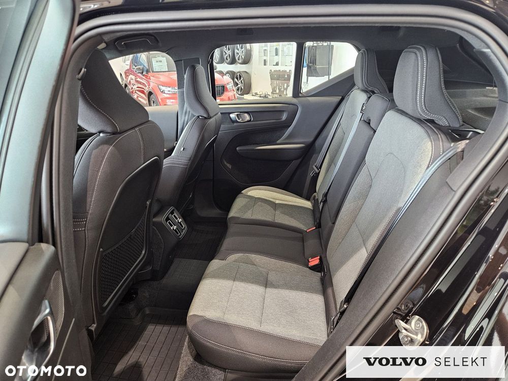 Volvo XC 40 - 22
