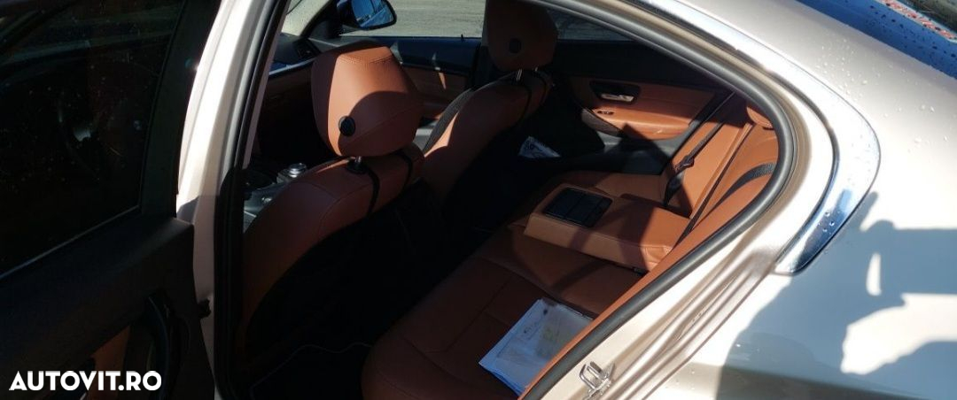 BMW Seria 3 318d - 11