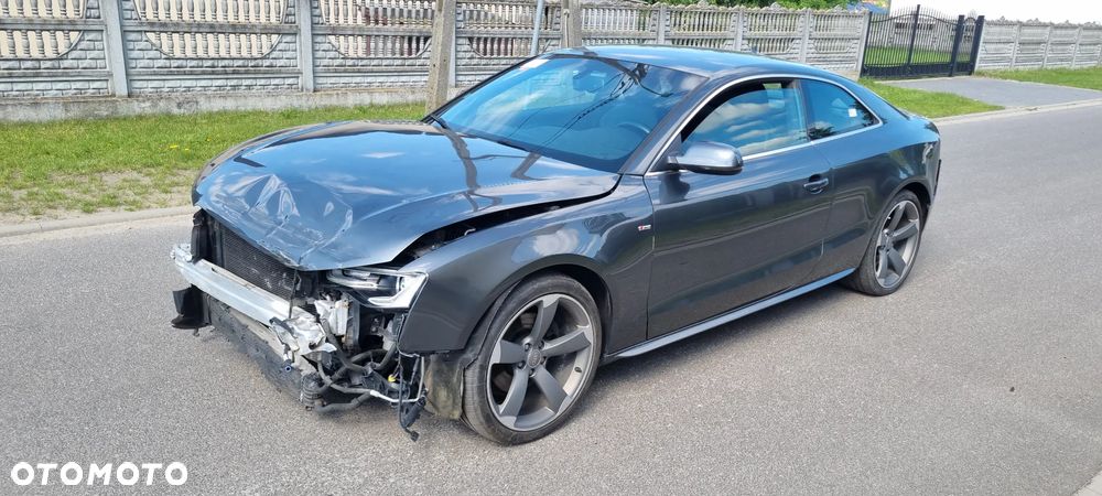 Audi A5 Coupé 2.0 TDI DPF (clean diesel) quattro S tronic - 4