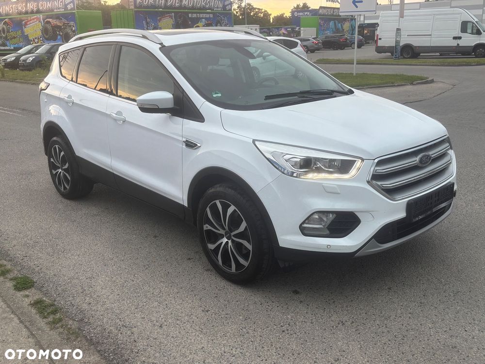 Ford Kuga 1.5 EcoBoost 2x4 Cool & Connect - 9