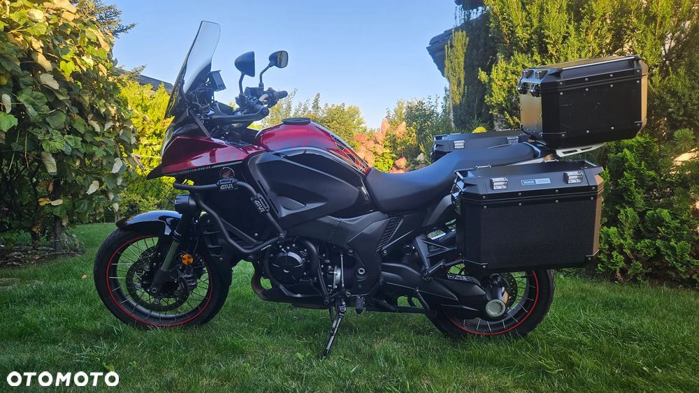 Honda VFR - 2