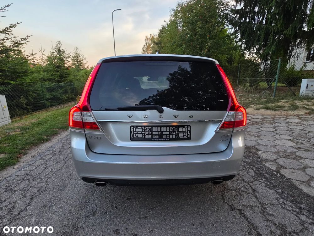 Volvo V70 D5 AWD Dynamic Summum - 17