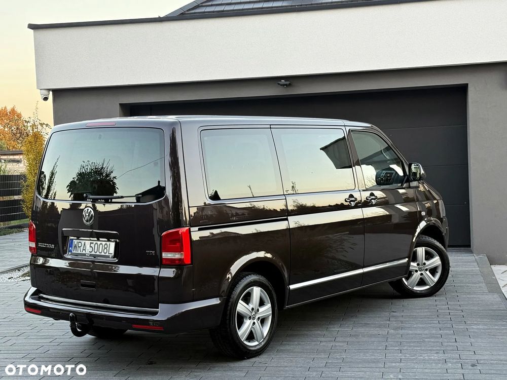Volkswagen Multivan - 21