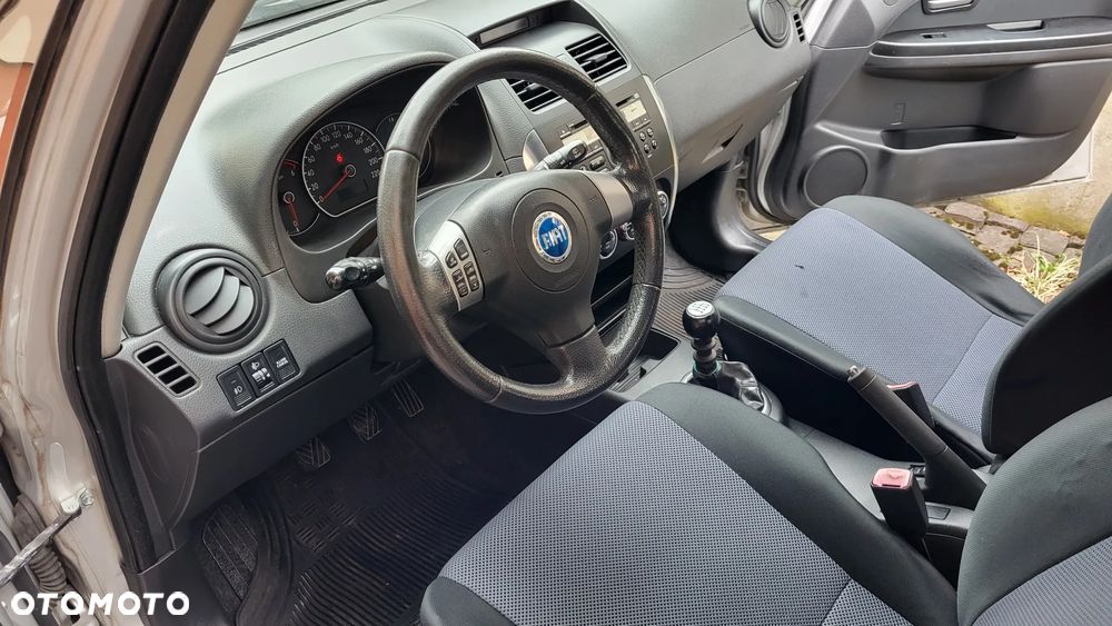 Fiat Sedici 1.9 Multijet 4x4 Dynamic - 10