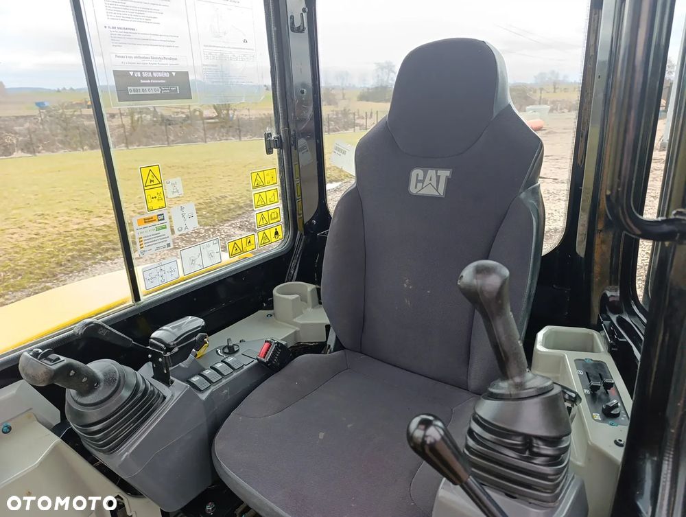 Caterpillar 303.5E2 - 9