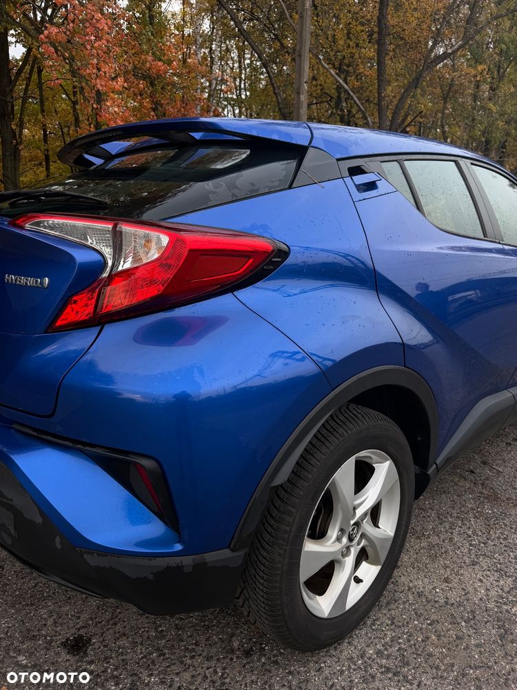 Toyota C-Hr 2018 photo 4