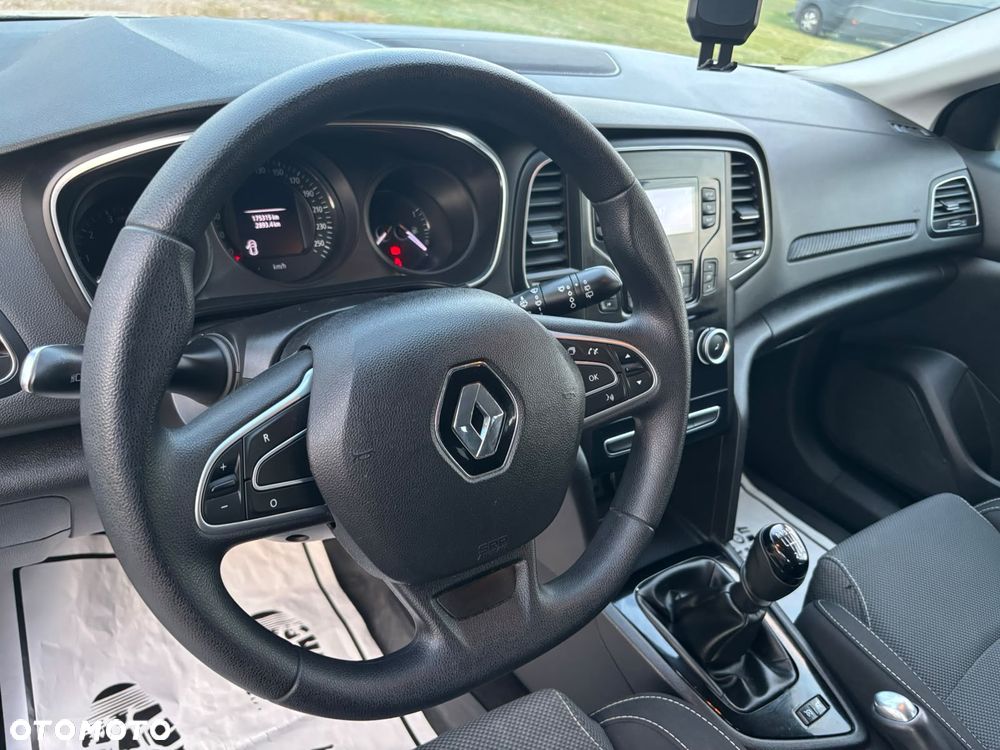 Renault Megane - 18