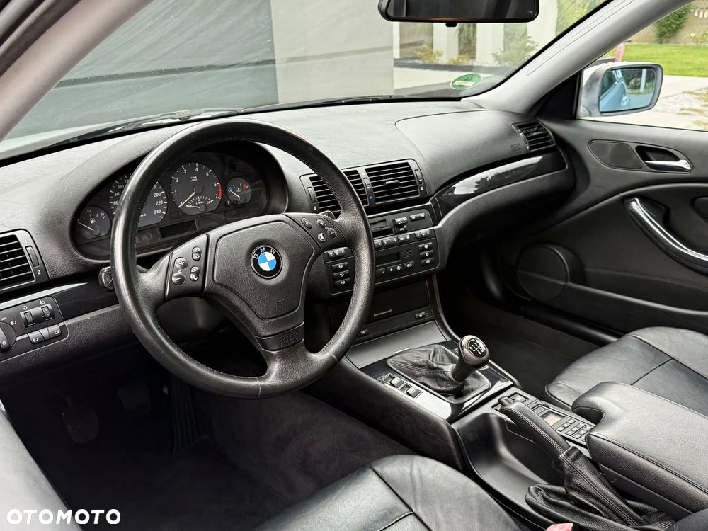 BMW Seria 3 328Ci - 6