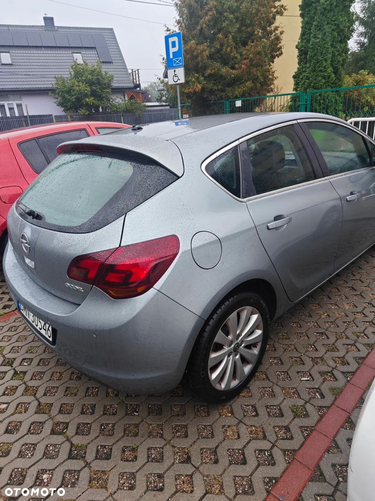 Opel Astra 1.4 Turbo Cosmo - 3