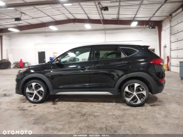 Hyundai Tucson - 9