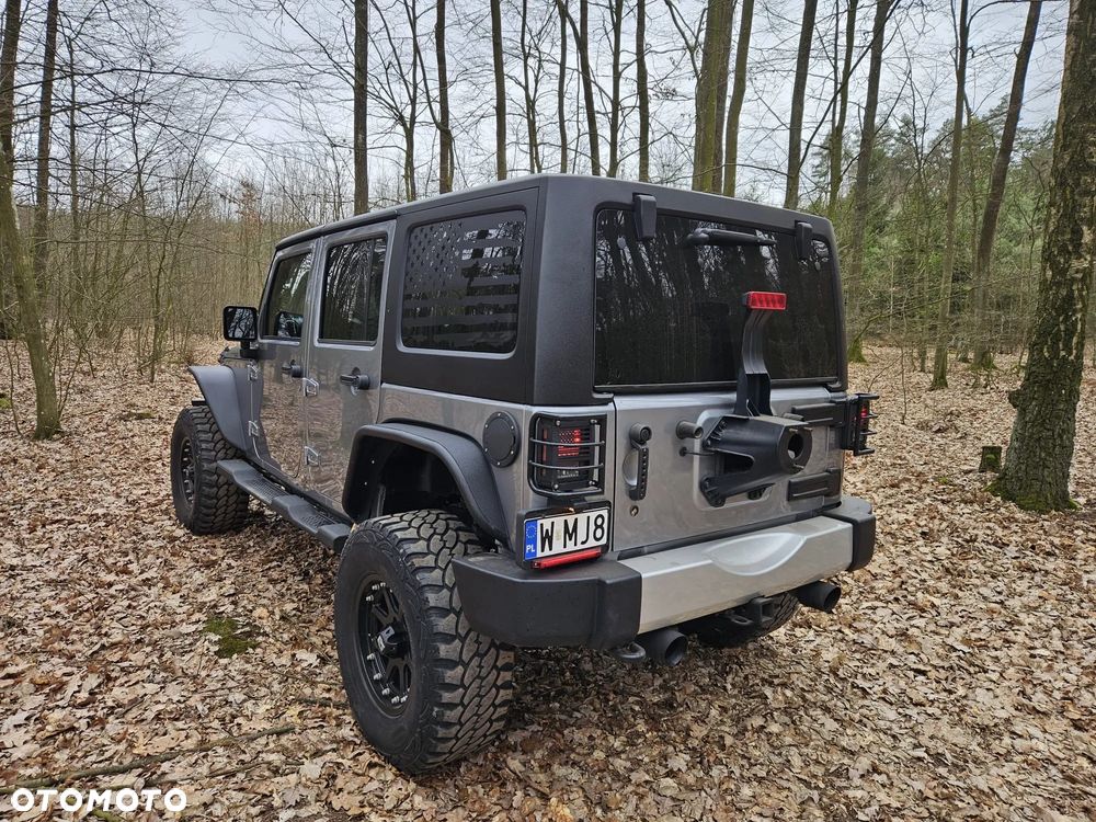 Jeep Wrangler 3.6 Unlim Sahara - 8