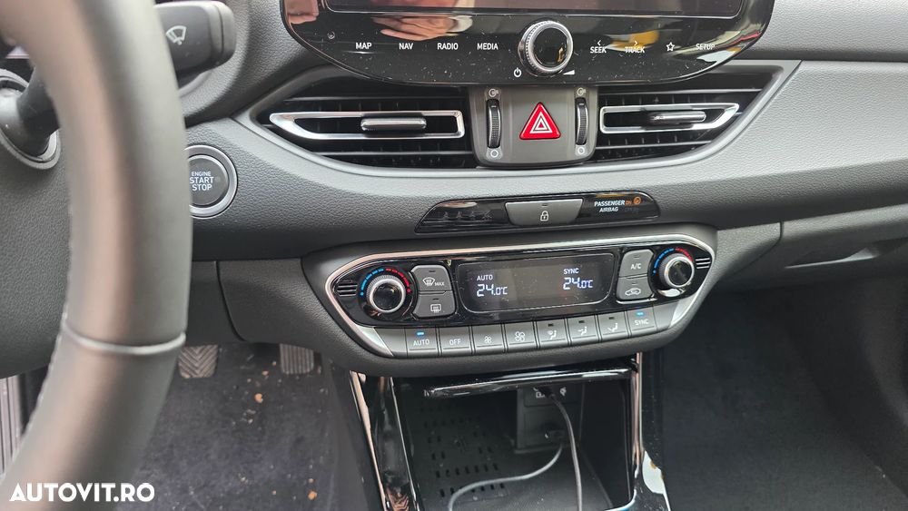 Hyundai i30 1.5 T-GDI MHEV 160CP Exclusive - 13