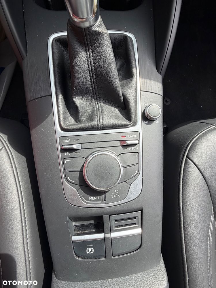 Audi A3 Sportback 1.6 TDI - 21
