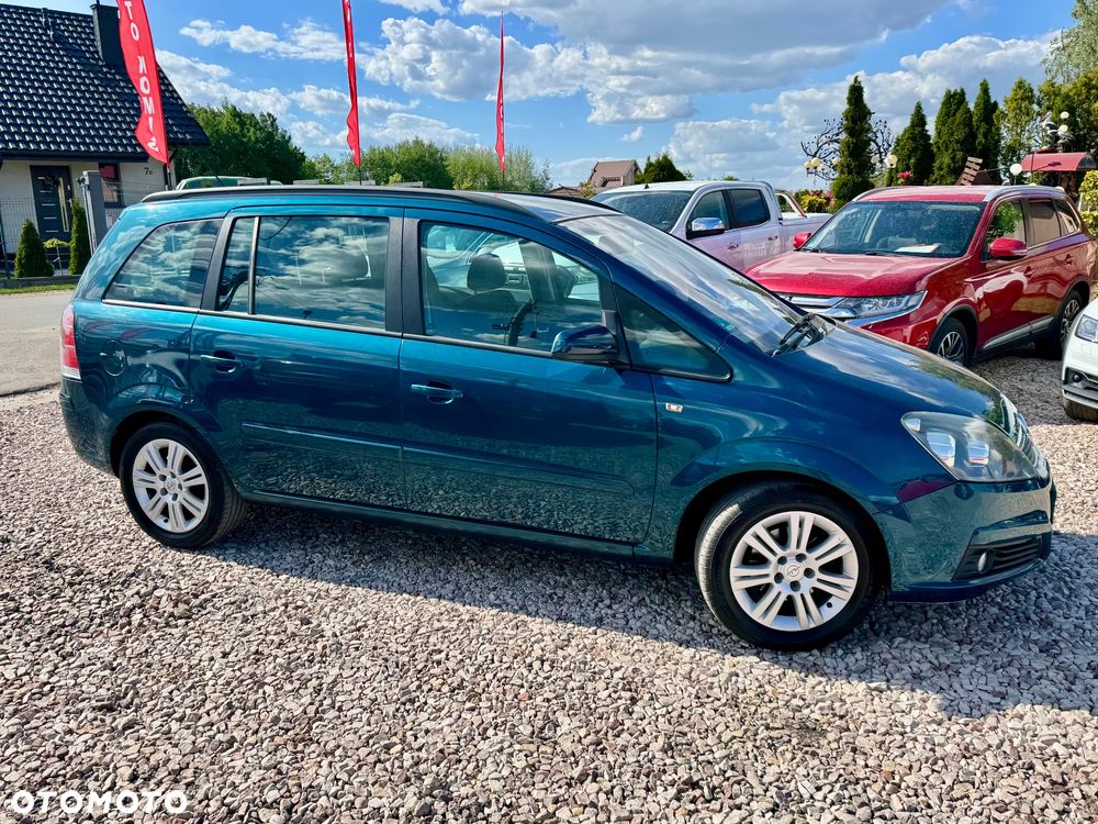Opel Zafira - 22